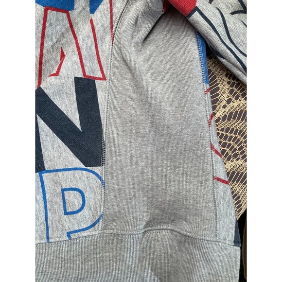 Champion Reverse Weave Crew Neck Sweatshirt Grey Logo Retro Style Size Medium - Picture 5 of 6